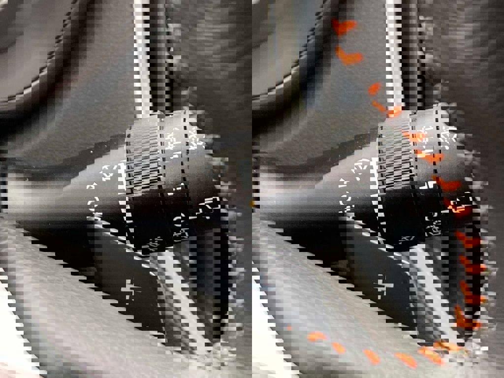 Used 2023 Subaru Crosstrek 2.5i Limited w/ Moonroof Package image 22