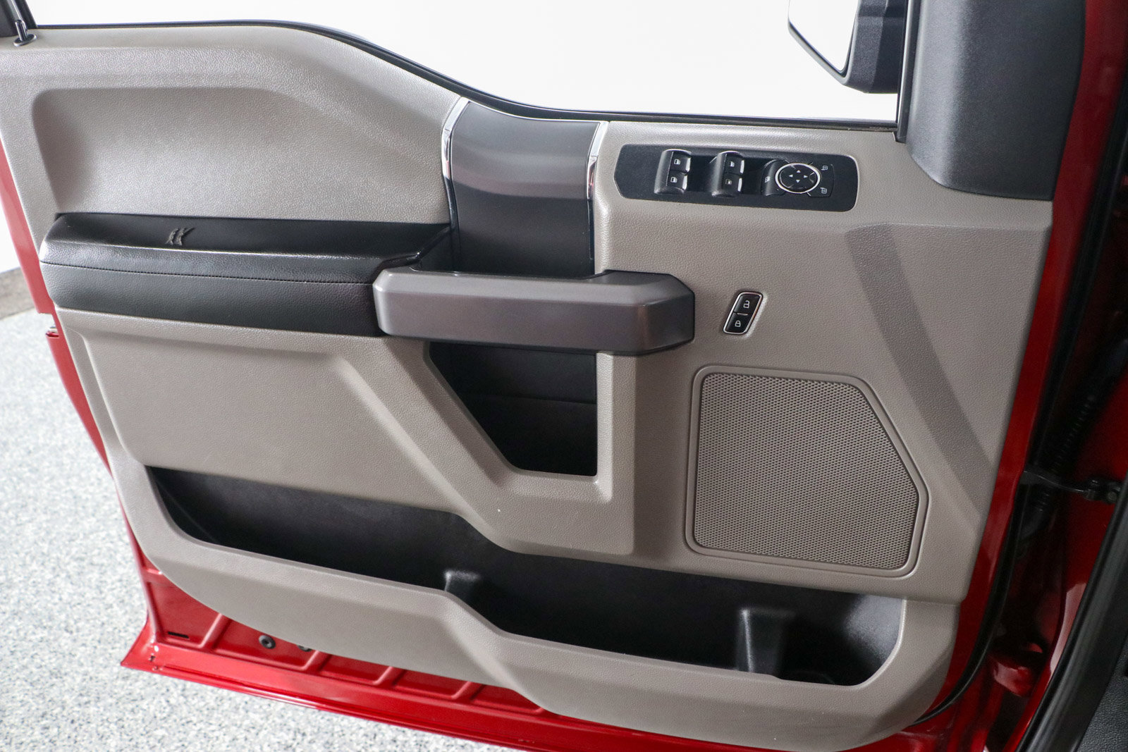 Used 2019 Ford F150 XLT w/ Equipment Group 302A Luxury image 22