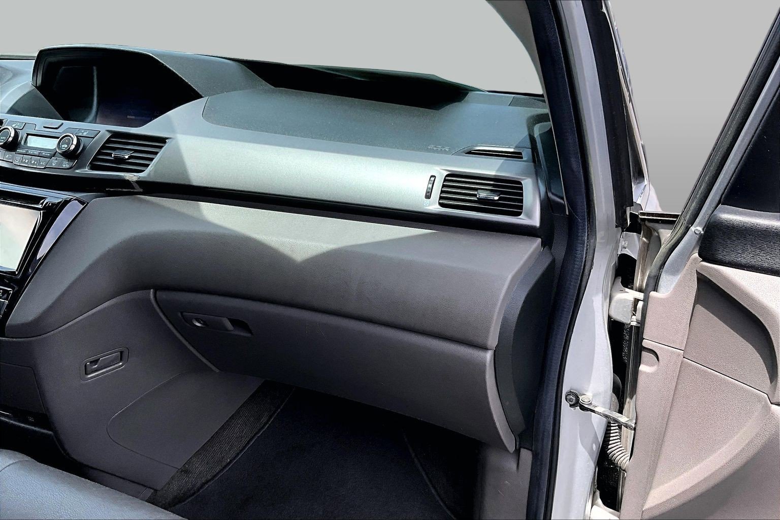 Used 2014 Honda Odyssey EX-L image 14