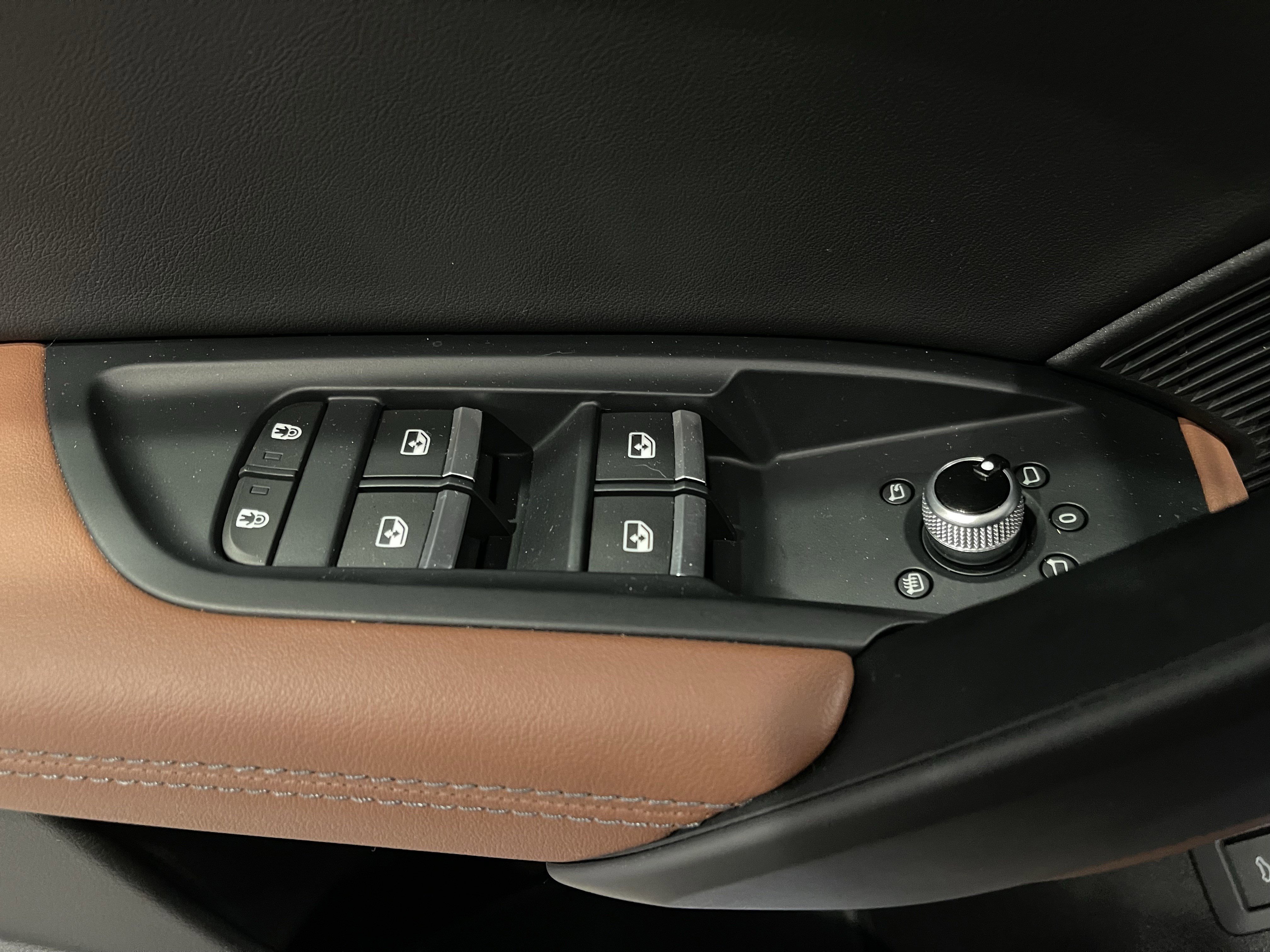 Used 2022 Audi Q5 2.0T Premium Plus image 12