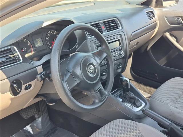 Used 2013 Volkswagen Jetta S FWD image 10