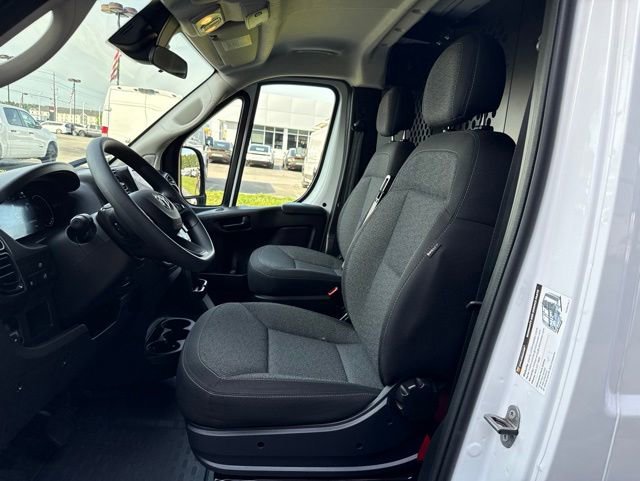 Used 2025 RAM ProMaster 2500 w/ U-Haul Equipment Group FWD image 10