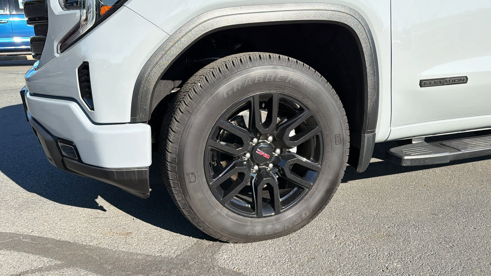 Used 2024 GMC Sierra 1500 Elevation w/ LPO, Elevation Black Package image 9