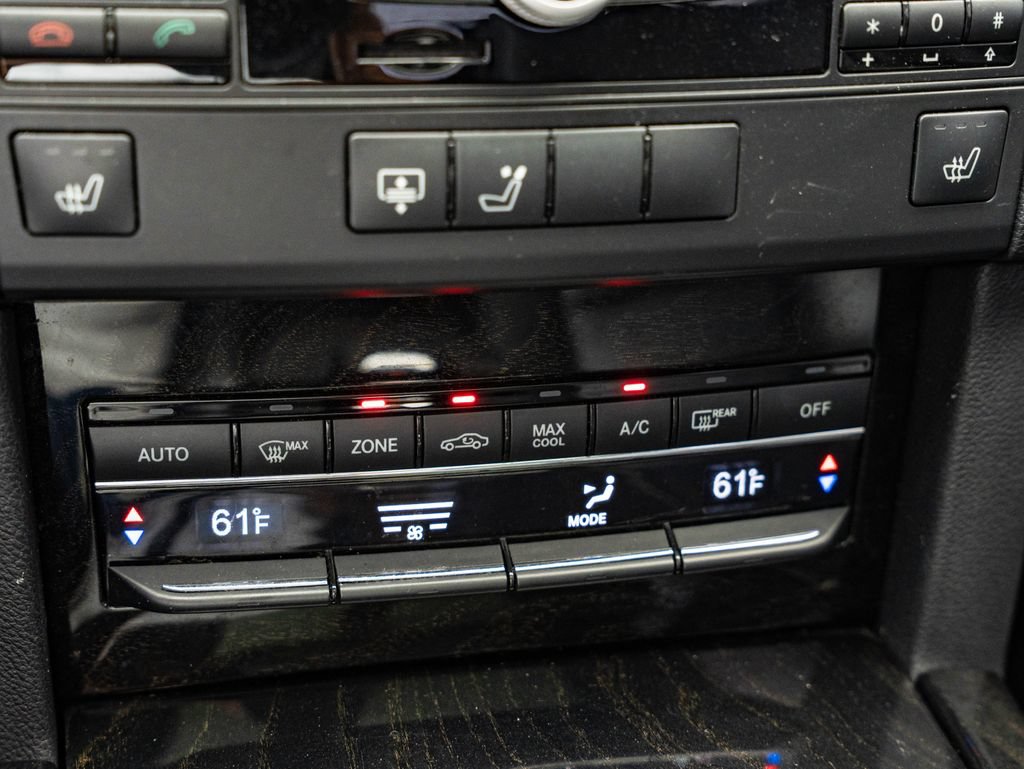 Used 2012 Mercedes-Benz E 350 4MATIC Sedan image 40