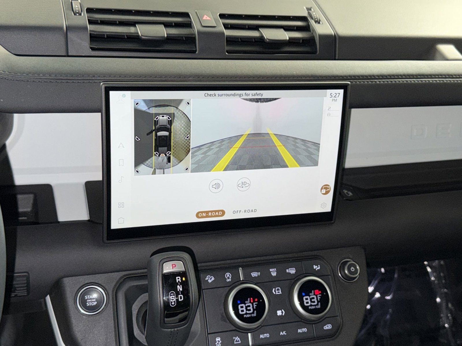 Used 2025 Land Rover Defender 110 S image 19