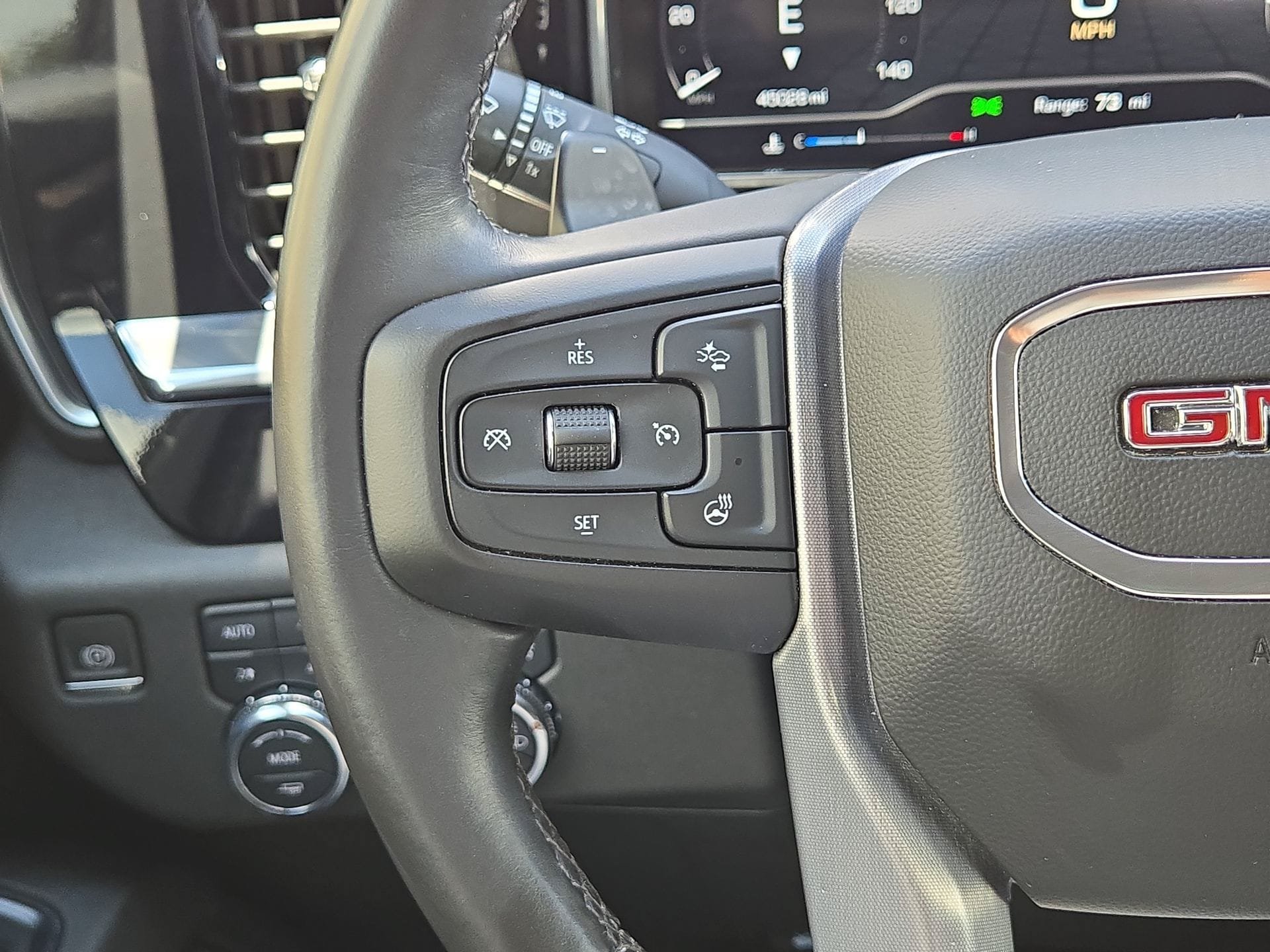 Used 2023 GMC Sierra 1500 SLT AWD/4WD image 21