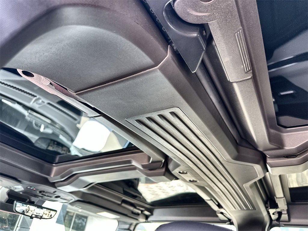 New 2026 GMC Hummer EV SUV image 19