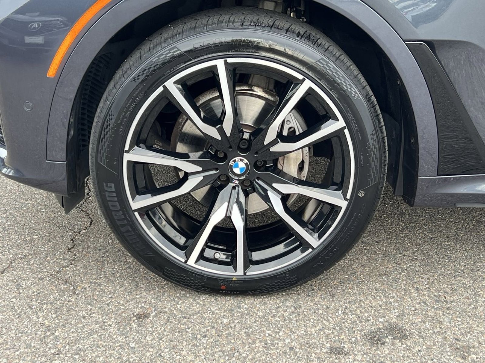 Used 2022 BMW X7 xDrive40i w/ M Sport Package image 13