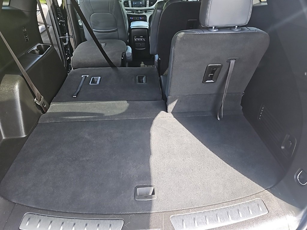 Used 2024 Buick Enclave Essence w/ Trailering Package, 5000 lbs. image 28