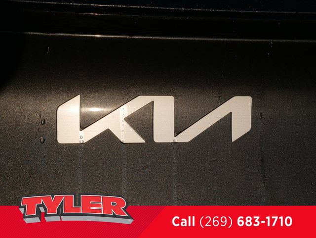 Used 2023 Kia Sportage LX AWD/4WD image 15