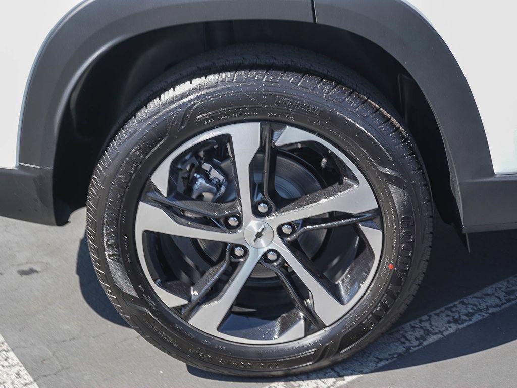 New 2026 Chevrolet Trax RS w/ Driver Confidence Package FWD image 8