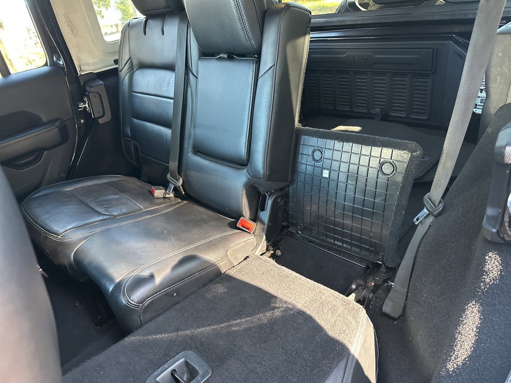 Used 2018 Jeep Wrangler Unlimited Sahara w/ LED Lighting Group image 23