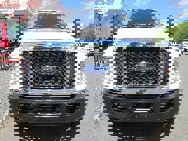 Used 2019 Ford F750 2WD Crew Cab Super Duty image 19
