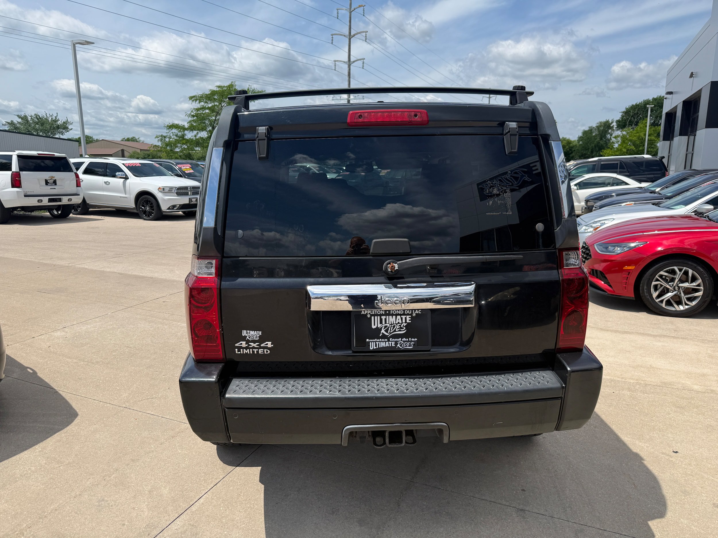 Used 2006 Jeep Commander Limited w/ Trailer Tow Group IV AWD/4WD image 5