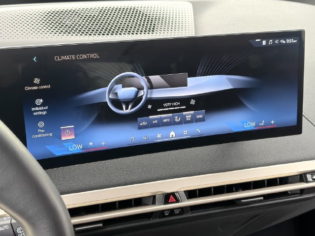 Certified 2026 BMW iX xDrive45 w/ Premium Package AWD/4WD image 29