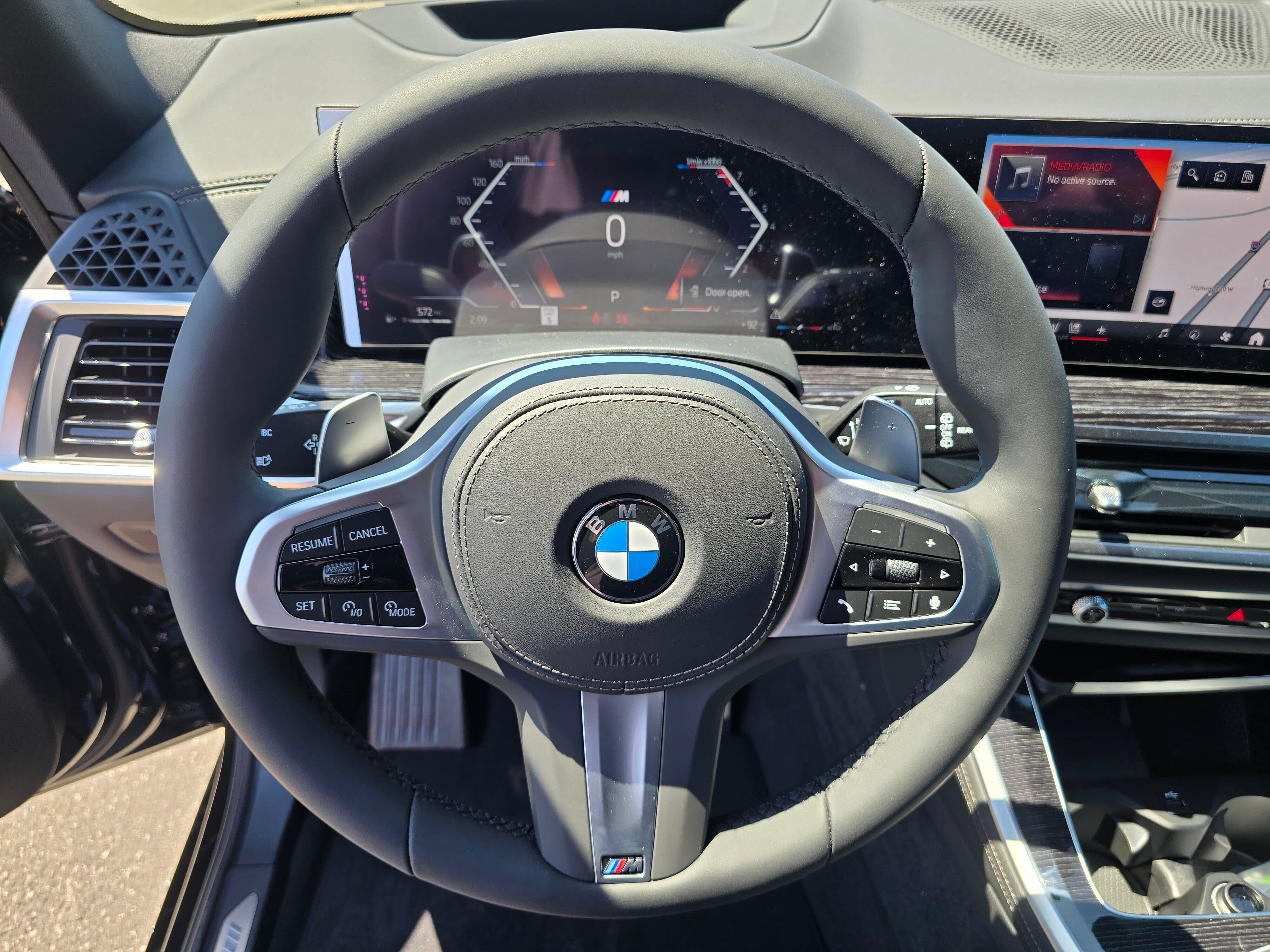 New 2026 BMW X5 xDrive40i w/ M Sport Package AWD/4WD image 16