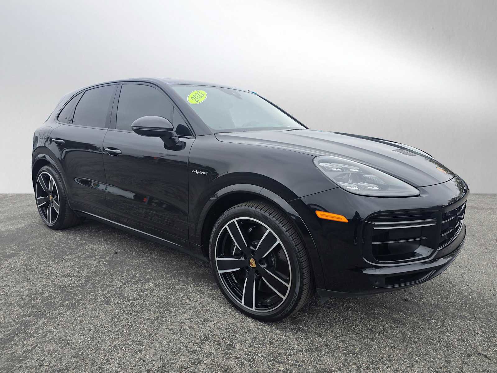 Used 2021 Porsche Cayenne Turbo S image 7