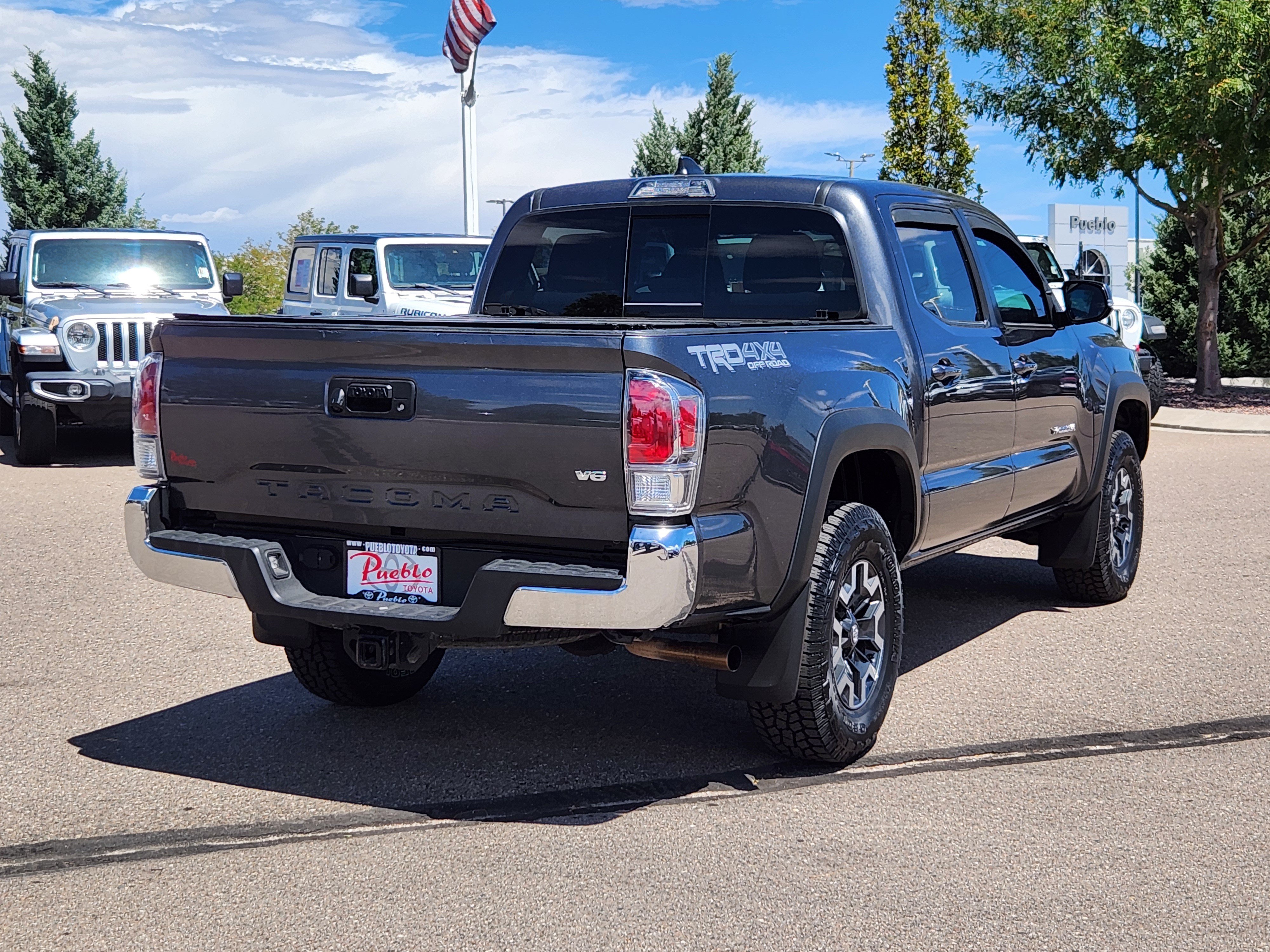 Used 2023 Toyota Tacoma TRD Off-Road AWD/4WD image 3