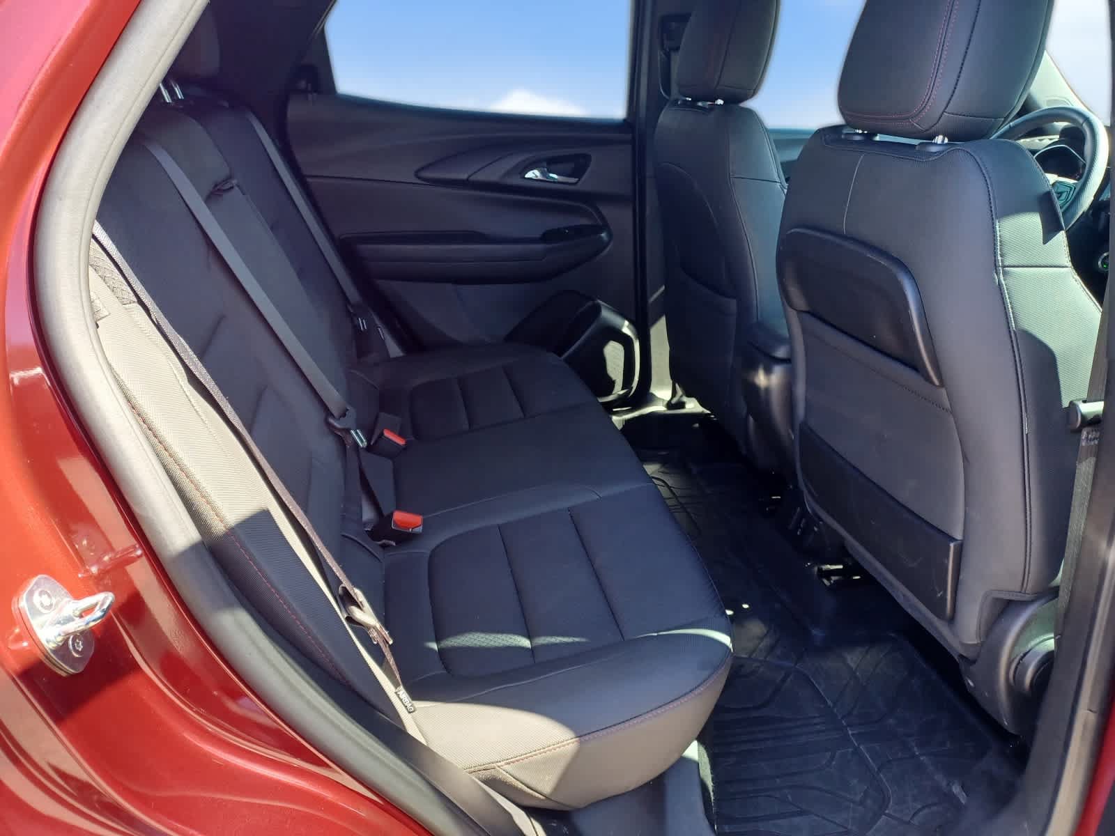 Used 2023 Chevrolet TrailBlazer RS w/ Convenience Package FWD image 16