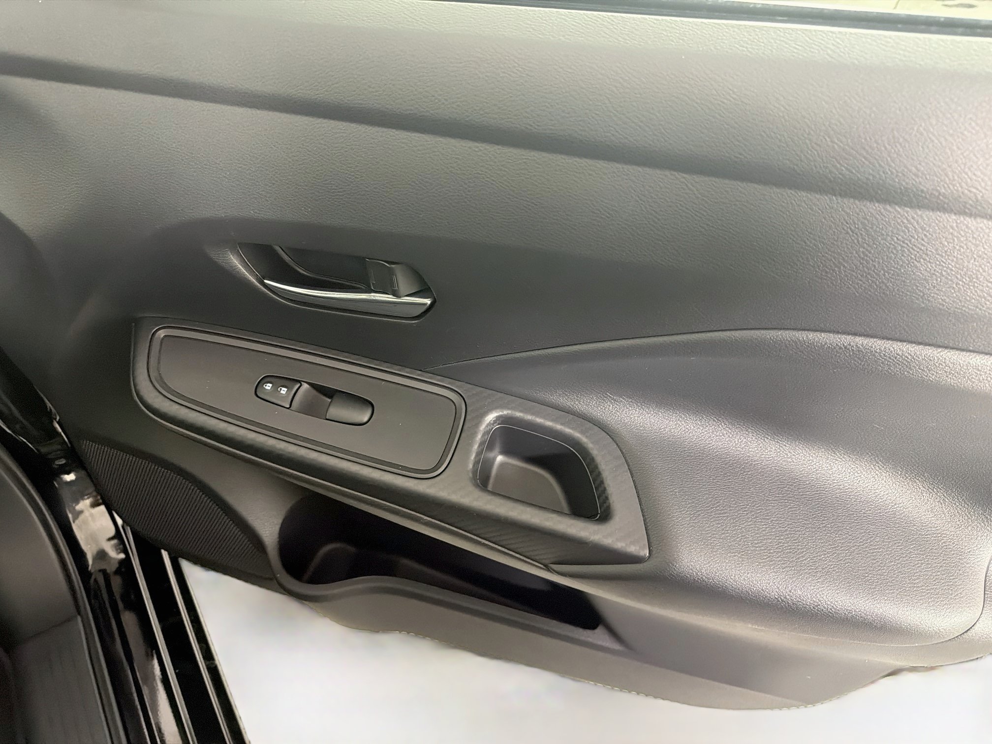 Used 2024 Nissan Versa SV w/ Trunk Package FWD image 29