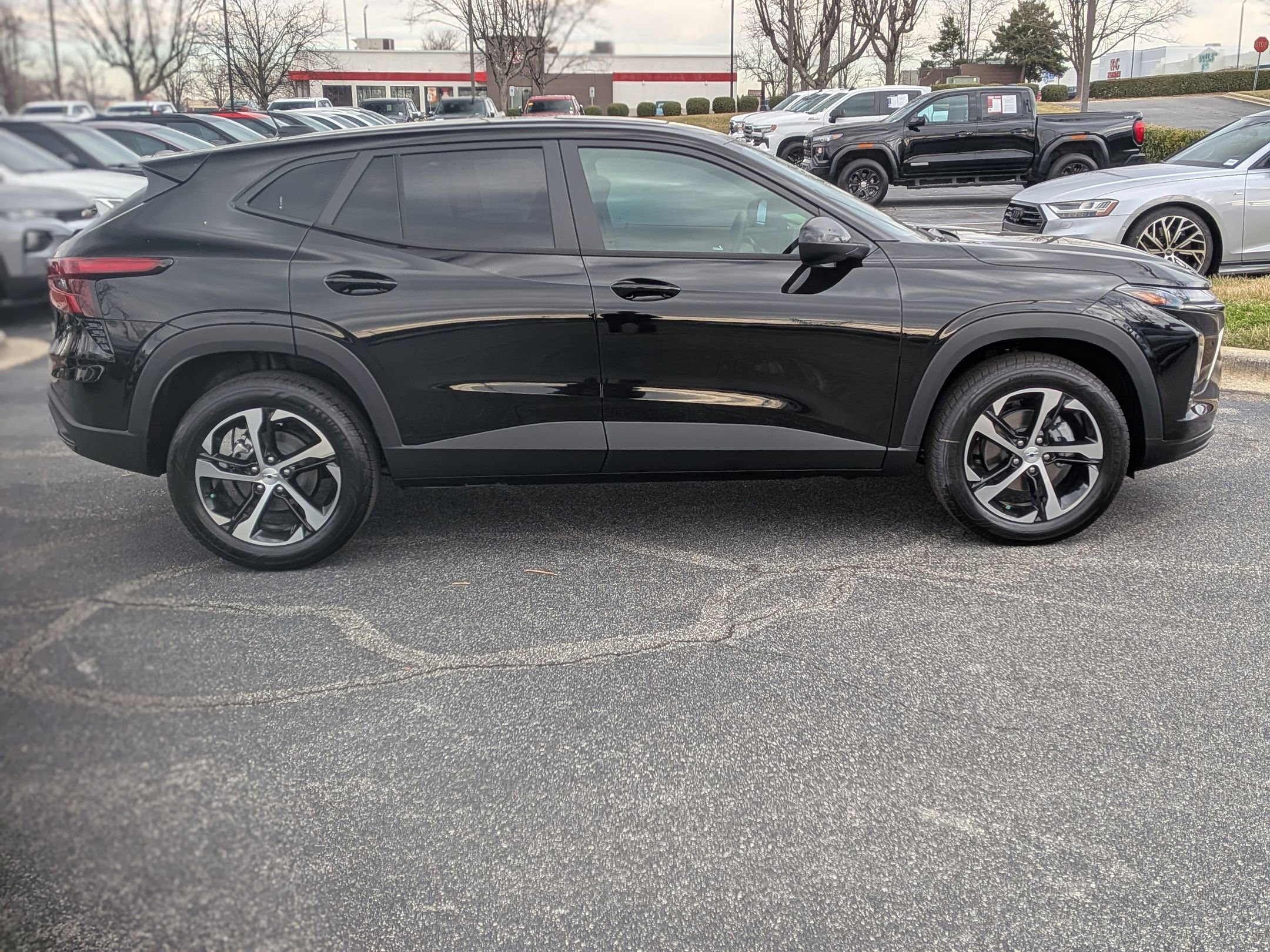 New 2026 Chevrolet Trax RS w/ Sunroof Package image 9