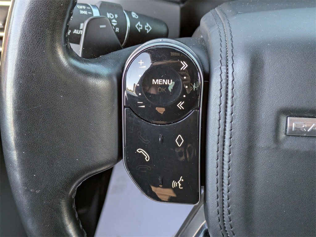 Used 2020 Land Rover Range Rover HSE image 29