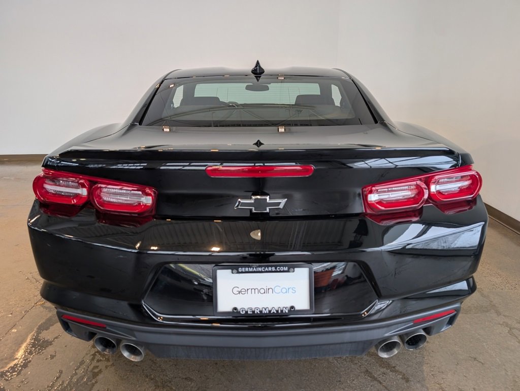 Used 2024 Chevrolet Camaro LT image 4