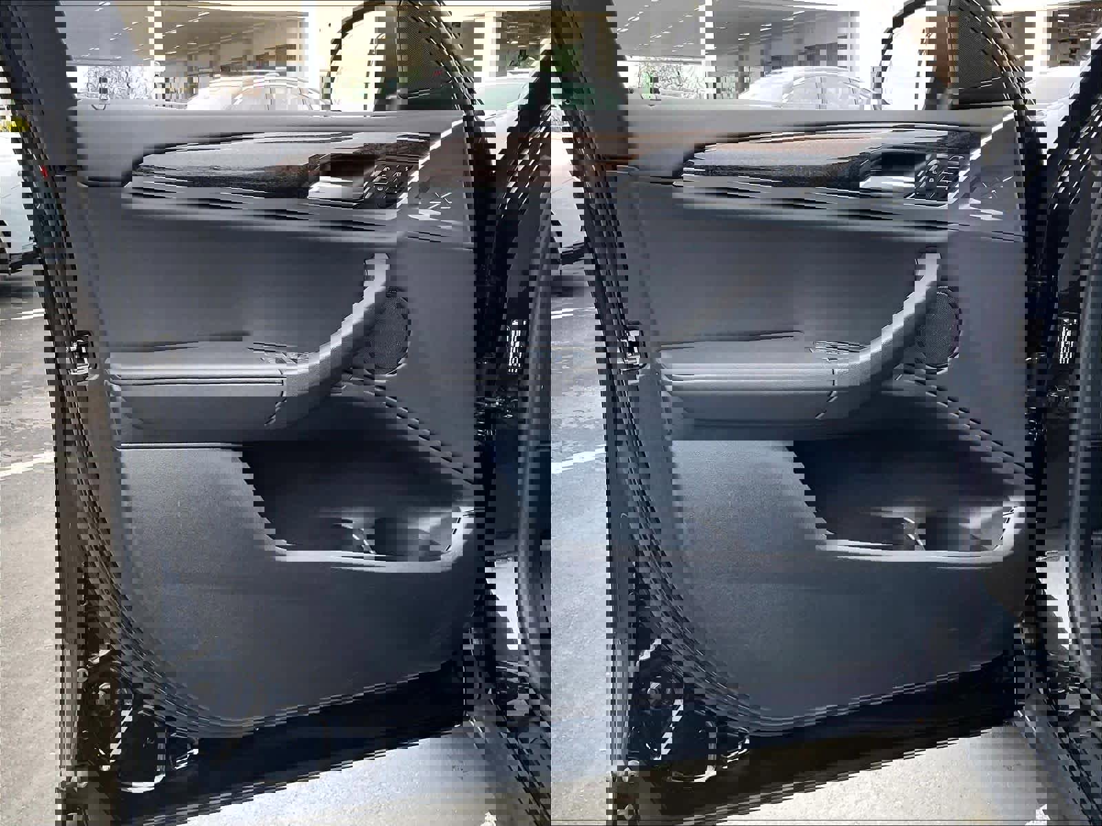 Used 2024 BMW X4 xDrive30i image 26