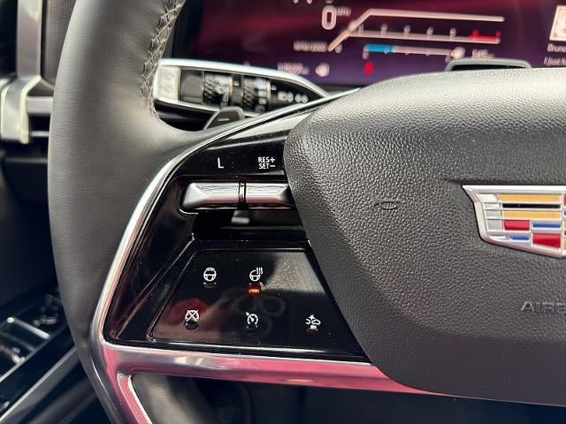 Certified 2025 Cadillac Escalade ESV Premium Luxury w/ Touring Package AWD/4WD image 39