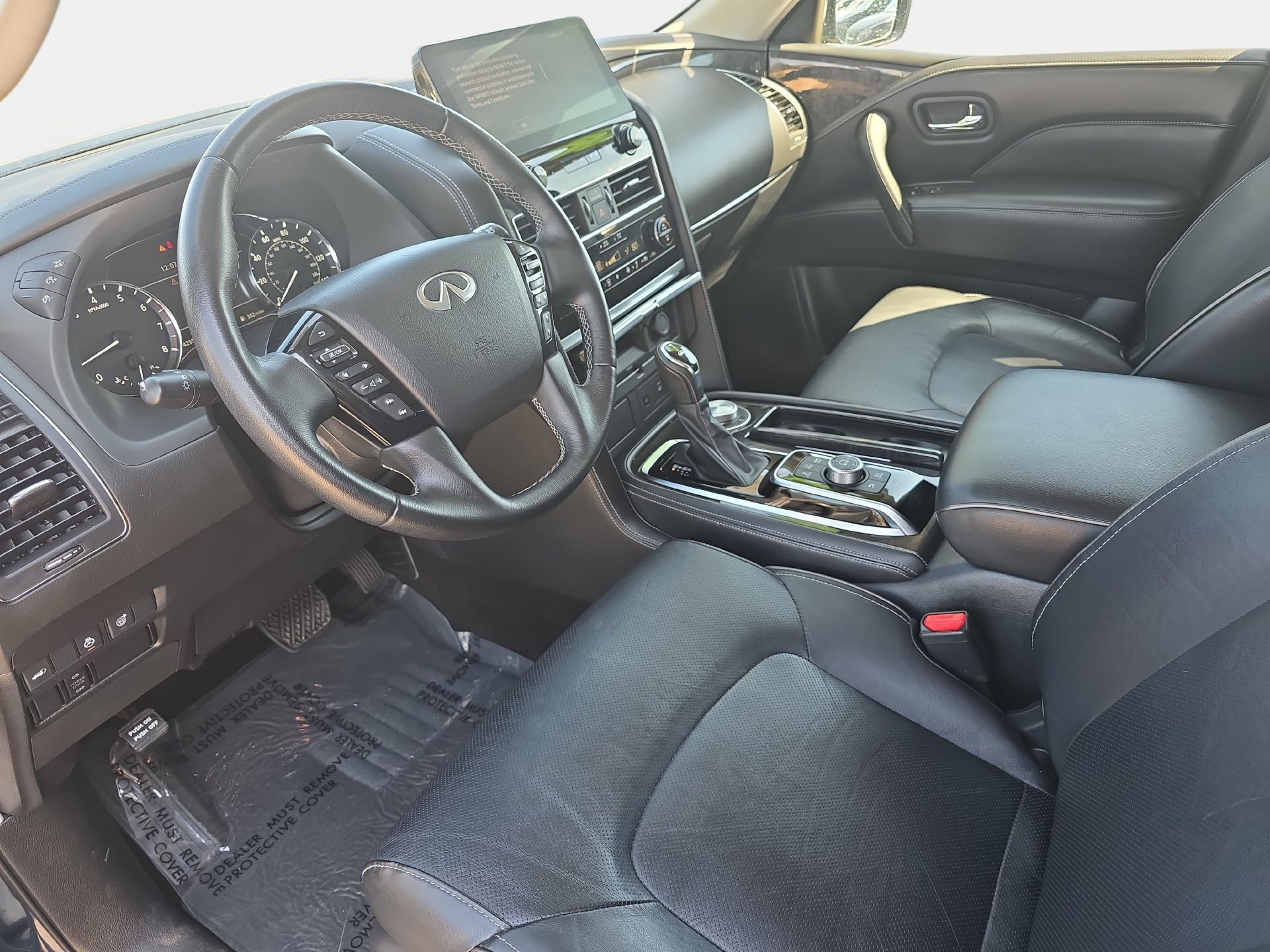 Used 2024 INFINITI QX80 Luxe AWD/4WD image 16