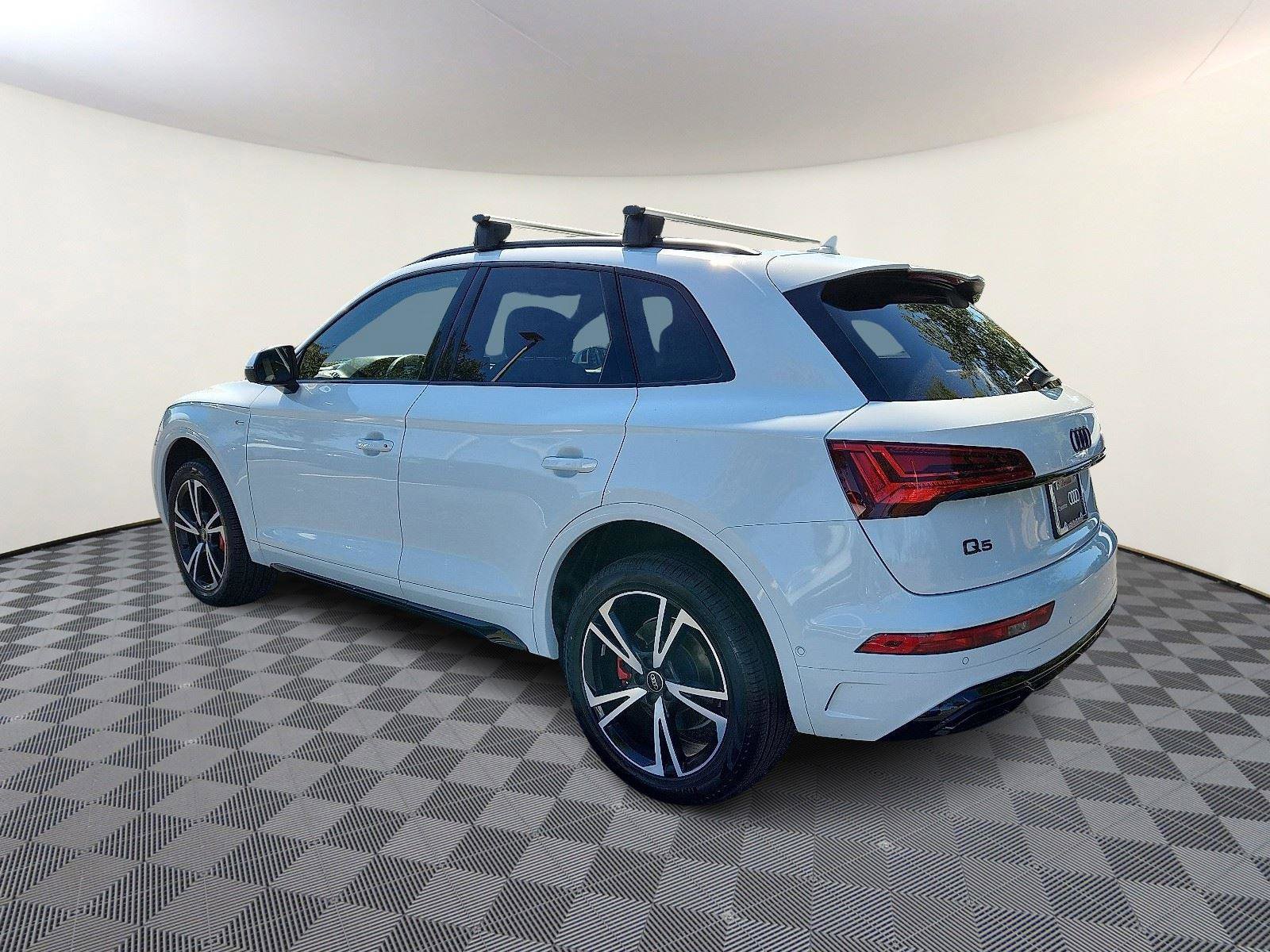 Used 2025 Audi Q5 Prestige w/ Prestige Package image 5