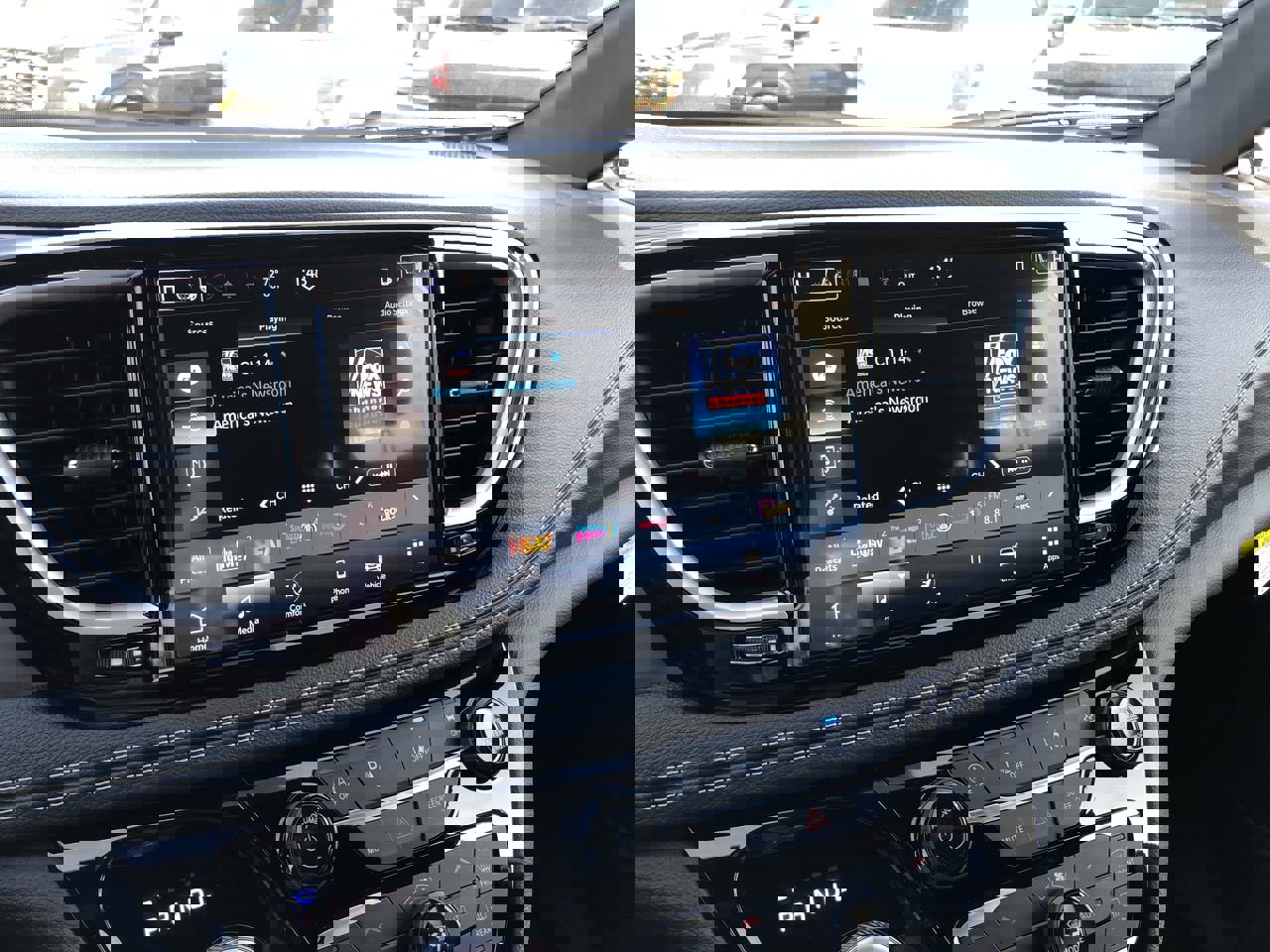 New 2026 Chrysler Pacifica Select image 29