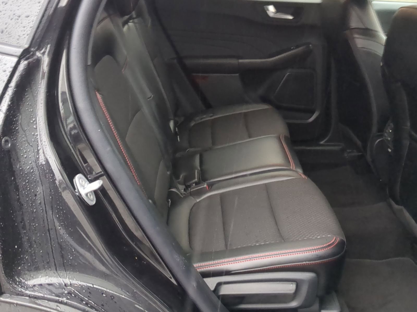 Used 2025 Ford Escape ST-Line image 23