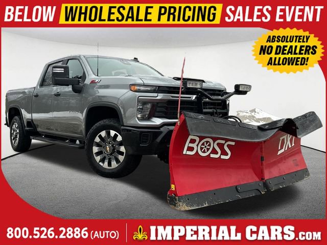 Used 2024 Chevrolet Silverado 2500 Custom w/ Custom Value Package image 1