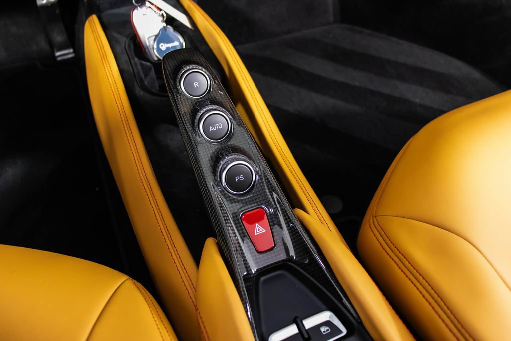 Certified 2023 Ferrari F8 Tributo RWD image 5
