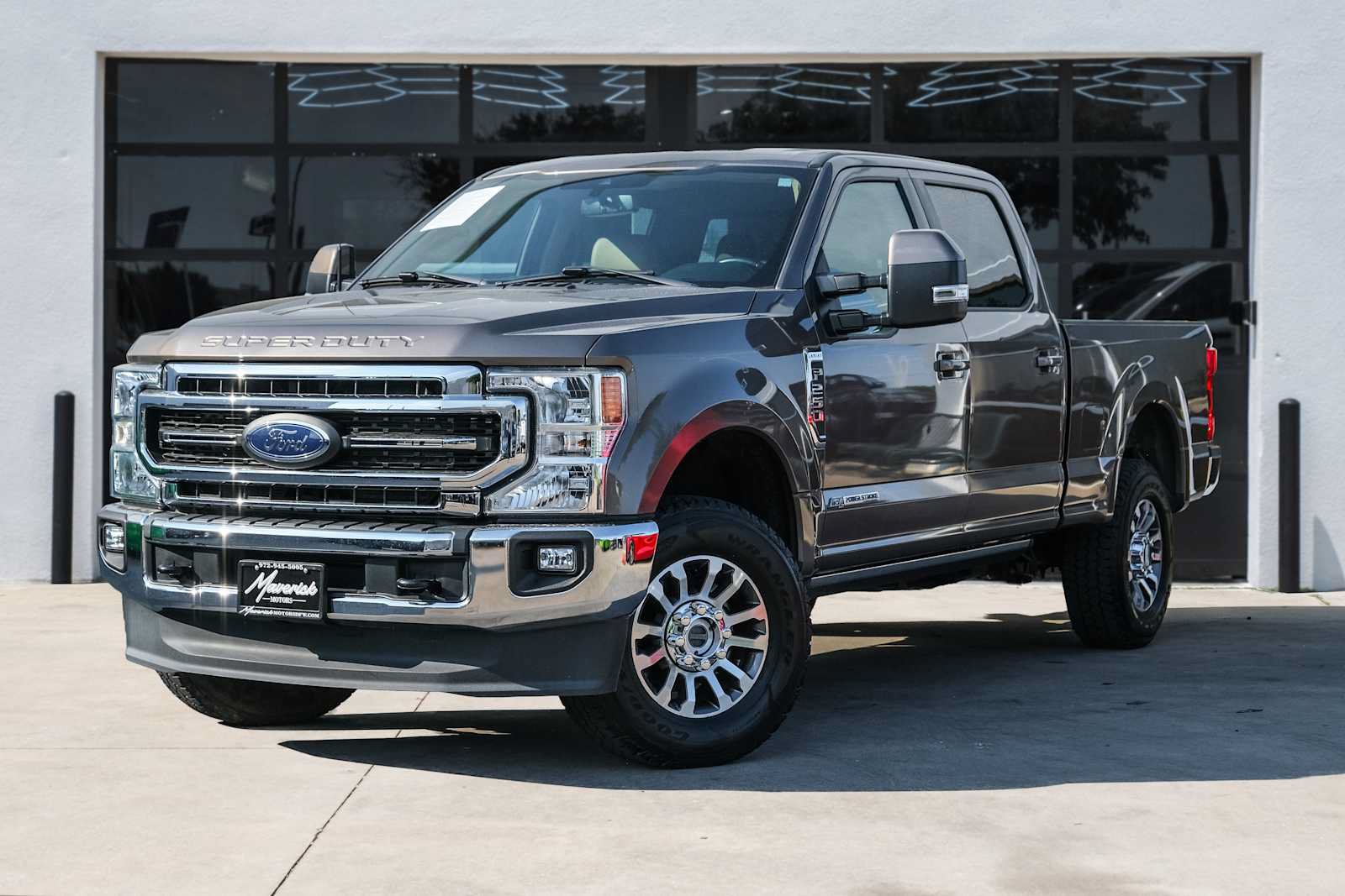 Used 2022 Ford F250 Lariat w/ Lariat Value Package AWD/4WD image 1