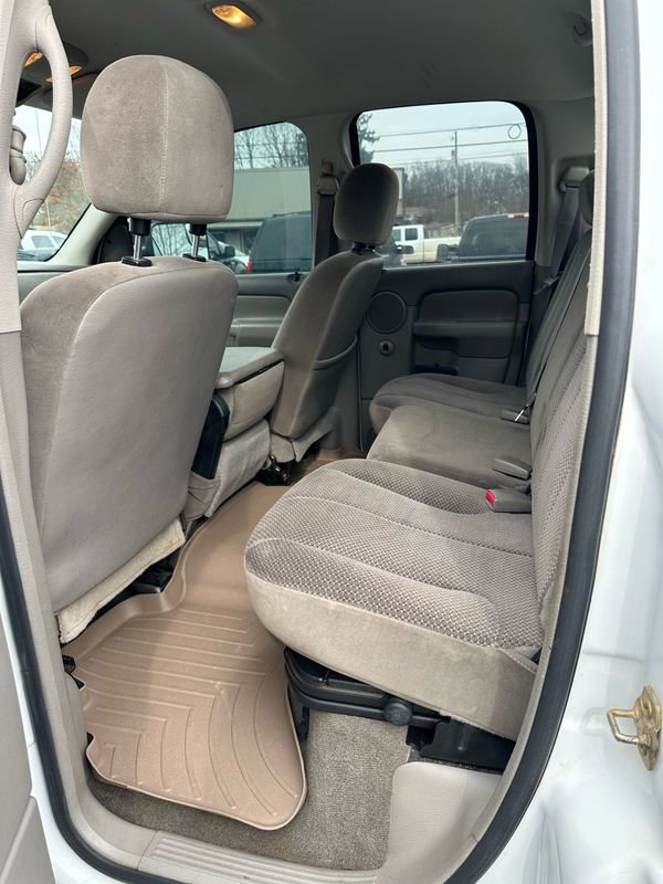 Used 2005 Dodge Ram 3500 Truck SLT w/ Quad Cab Big Horn Value Group image 9