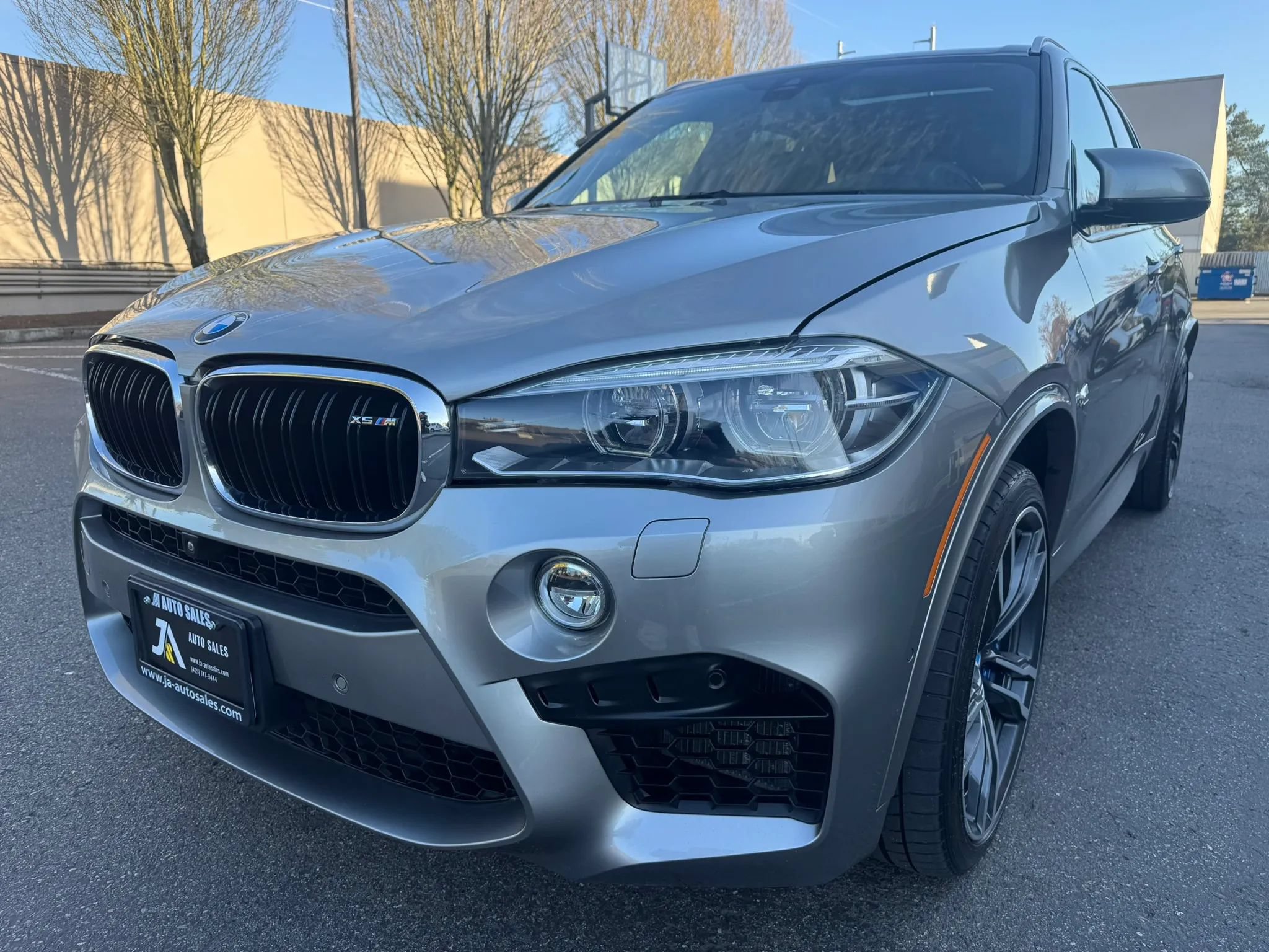 Used 2017 BMW X5 M AWD/4WD image 4