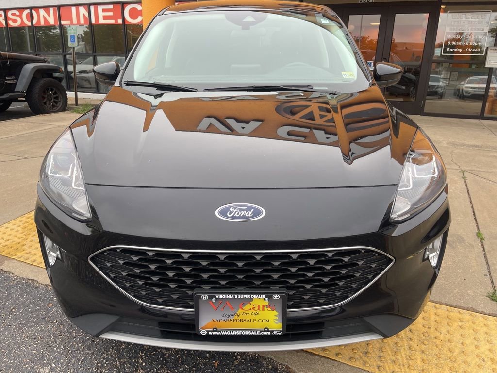 Used 2022 Ford Escape SEL w/ Technology Package FWD image 9
