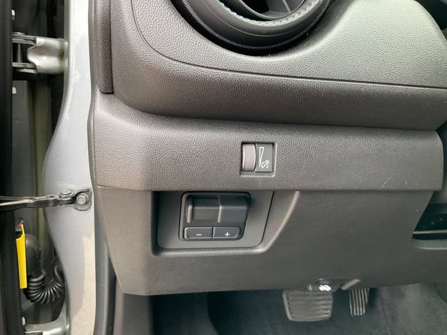 Certified 2025 Chevrolet Colorado Trail Boss AWD/4WD image 9