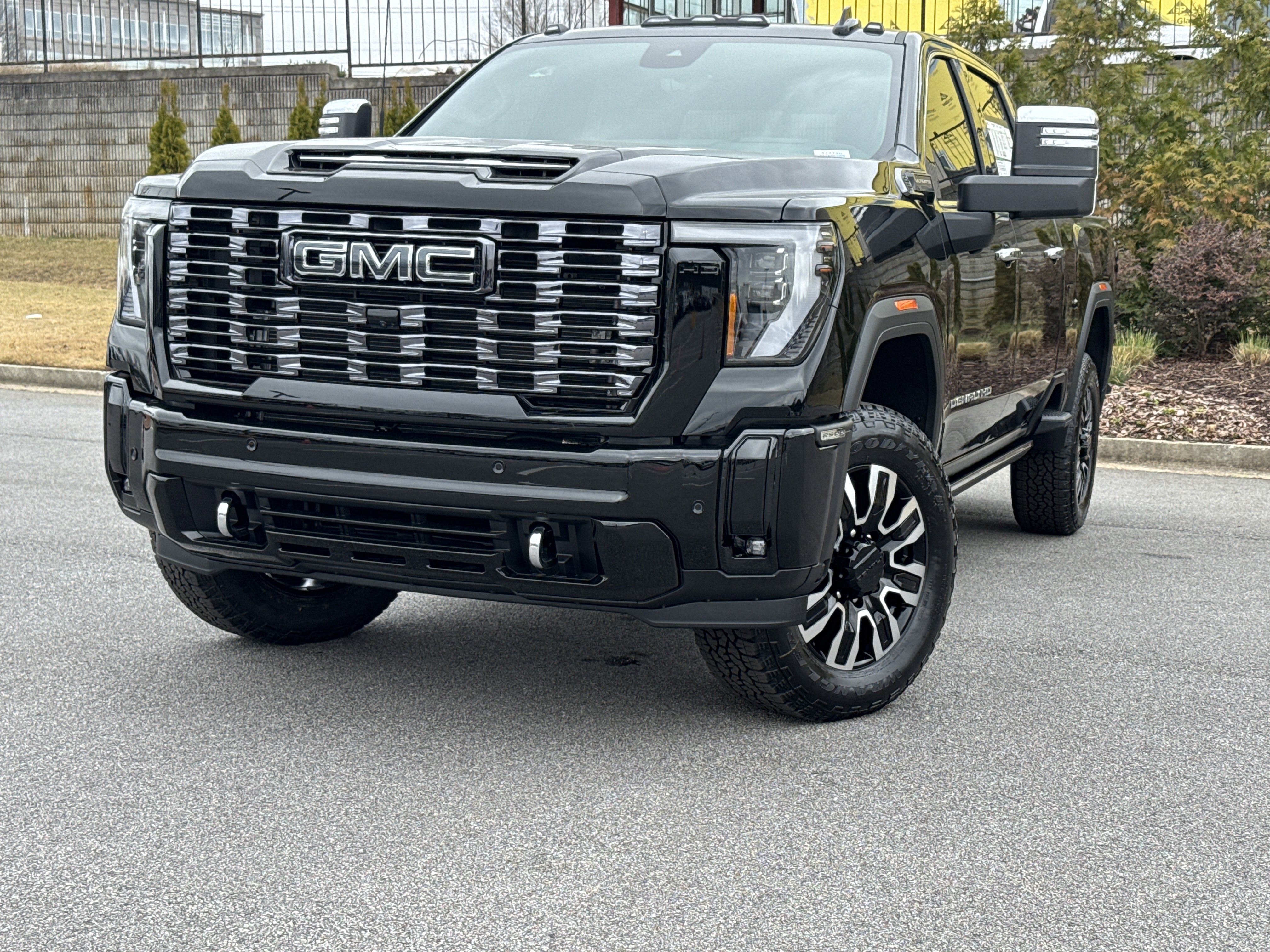 New 2026 GMC Sierra 2500 Denali Ultimate image 5