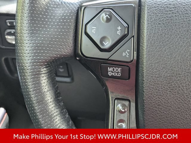 Used 2023 Toyota 4Runner TRD Off-Road Premium w/ Moonroof Package AWD/4WD image 25