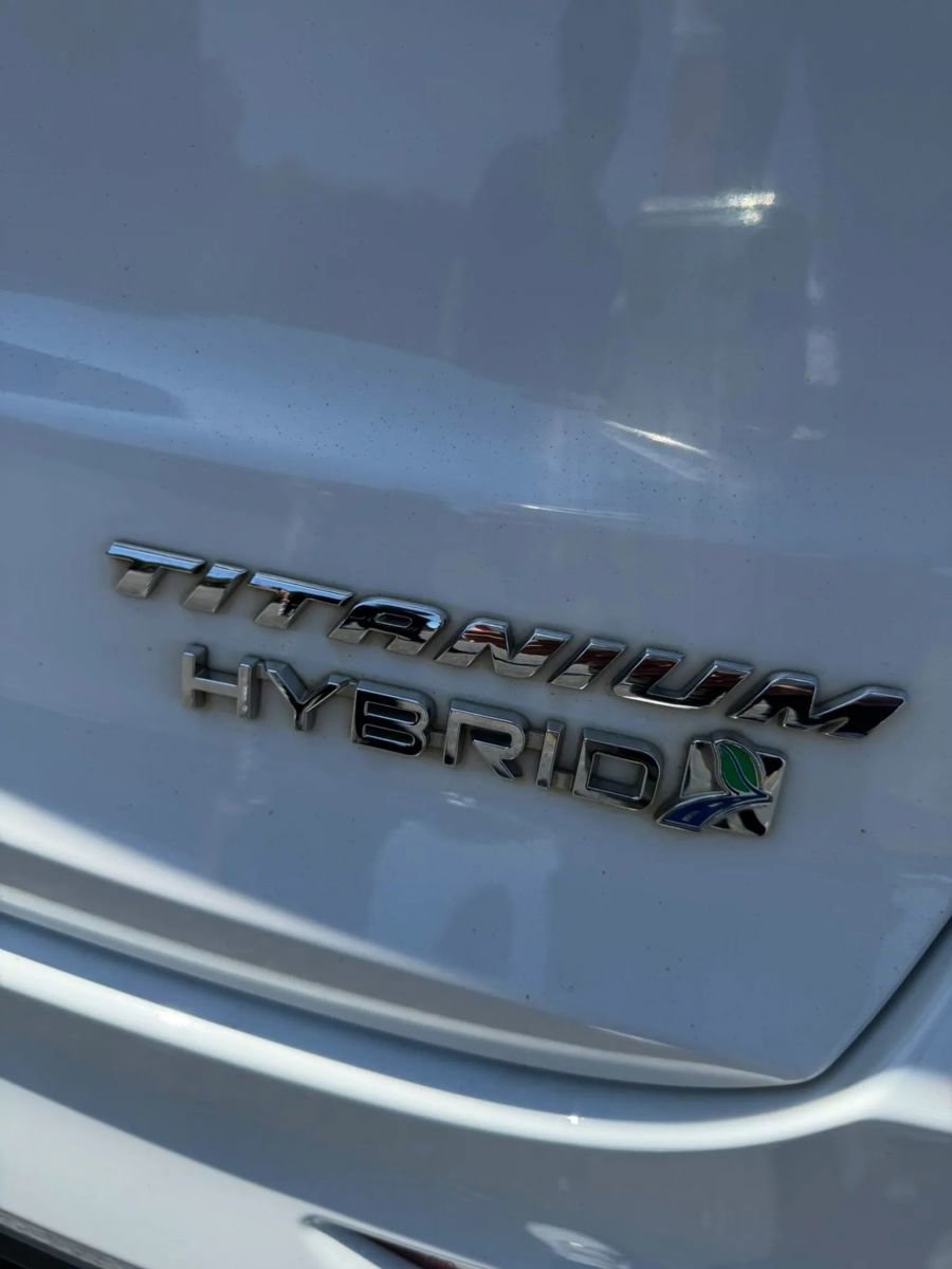 Used 2019 Ford Fusion Titanium image 4