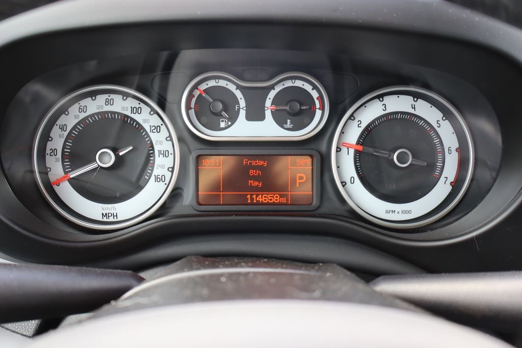 Used 2014 FIAT 500L Easy w/ Popular Equipment Group FWD image 35