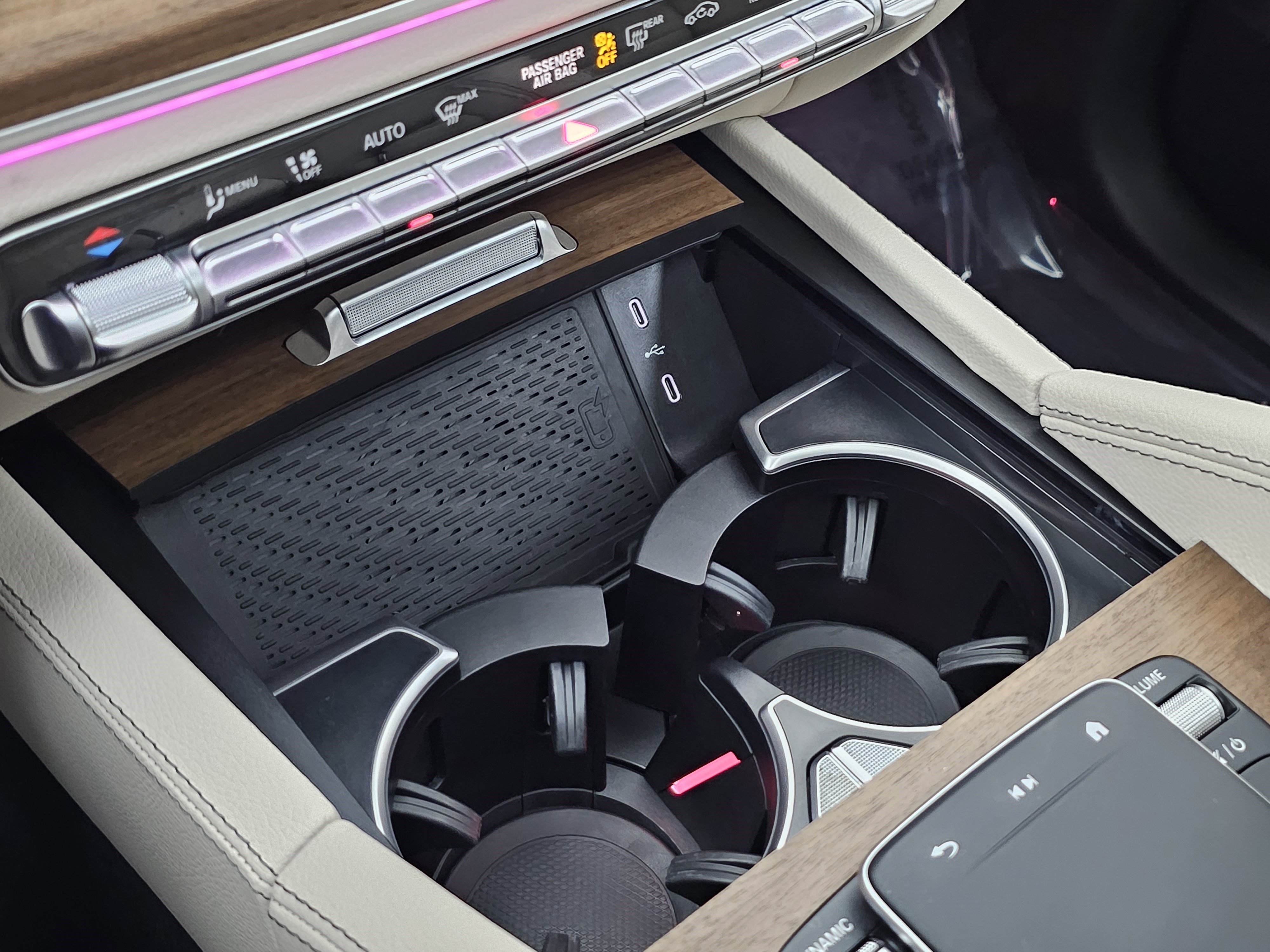 Used 2025 Mercedes-Benz GLE 450 4MATIC image 37