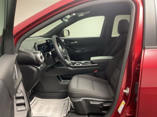 New 2026 Chevrolet Equinox LT w/ Safety and Technology Package image 12