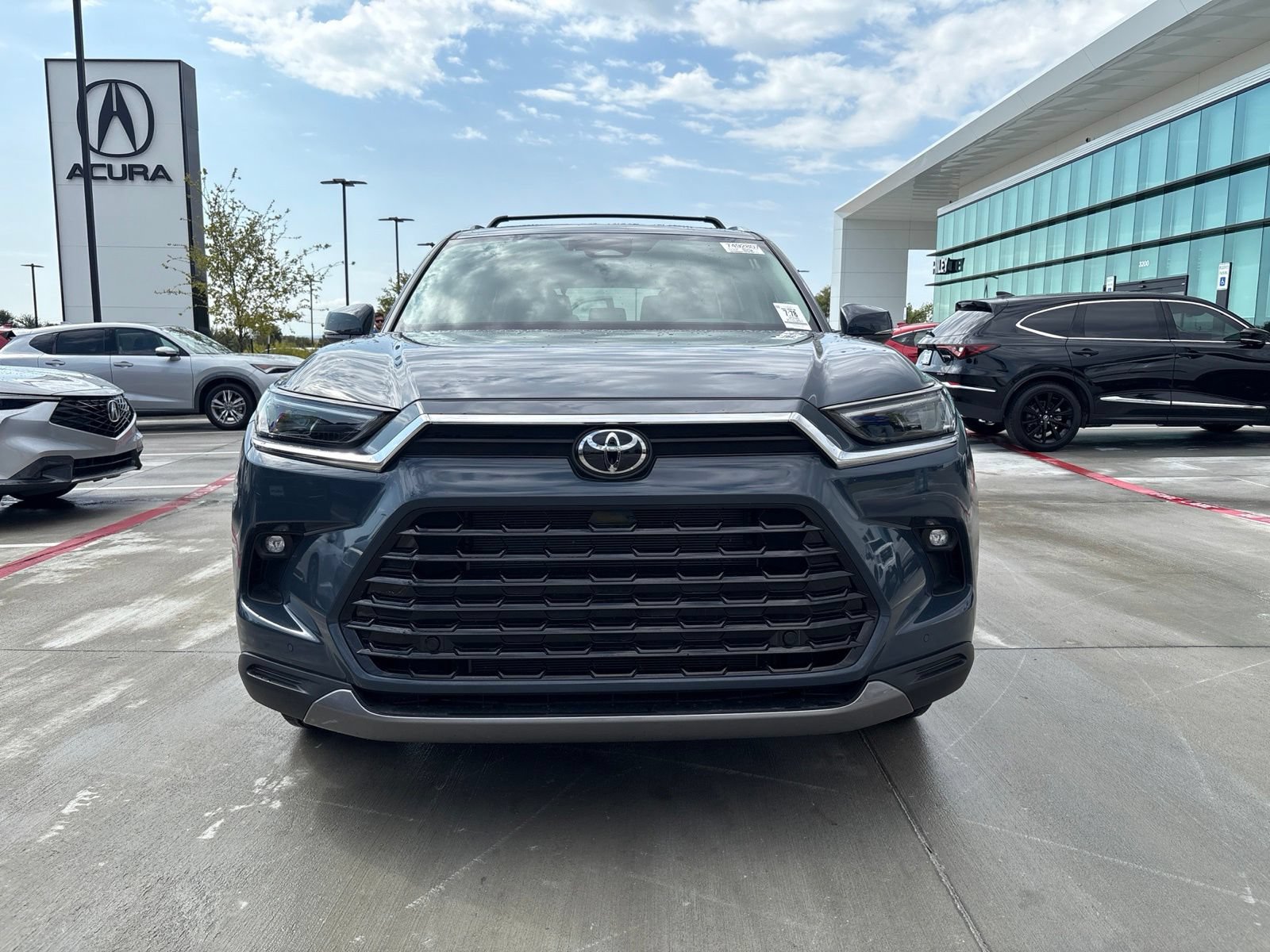 Used 2026 Toyota Grand Highlander AWD image 2