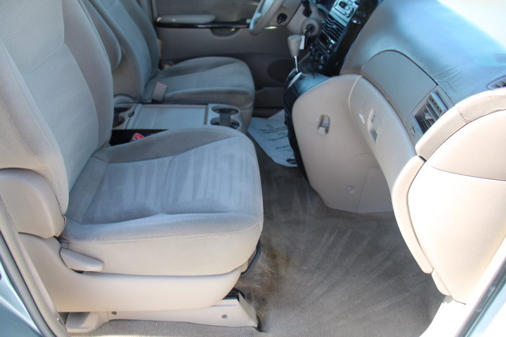 Used 2005 Toyota Sienna LE w/ LE Pkg 4 FWD image 17