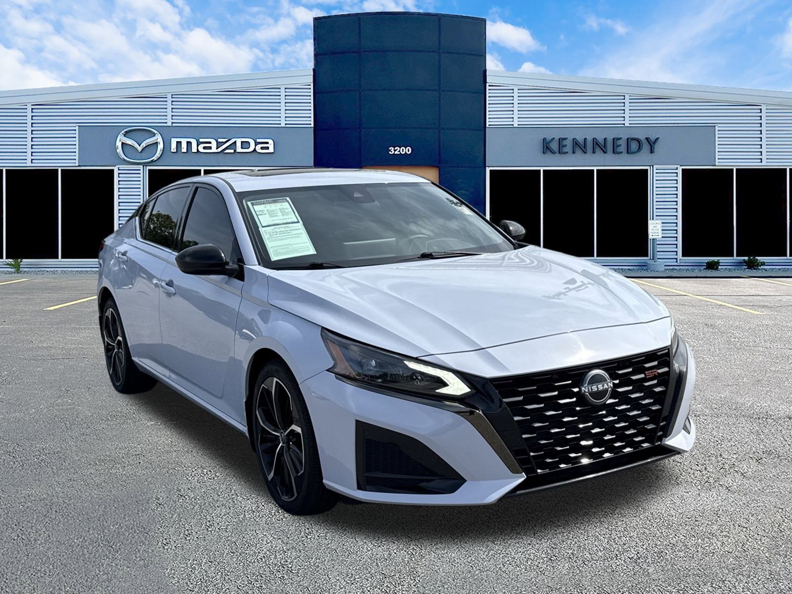 Used 2023 Nissan Altima 2.5 SR w/ SR Premium Package