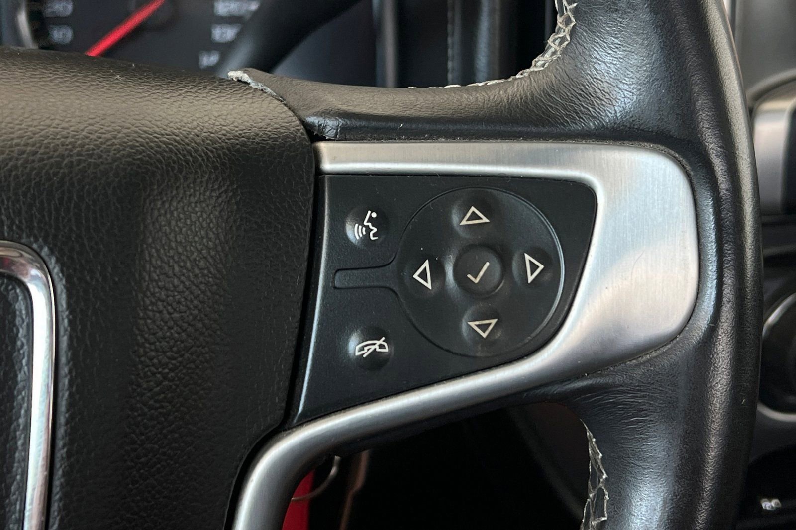 Used 2014 GMC Sierra 1500 SLE w/ SLE Value Package image 26